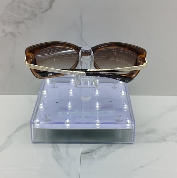 Salvatore Ferragamo Oversized Sunglasses - Picture 6 of 6